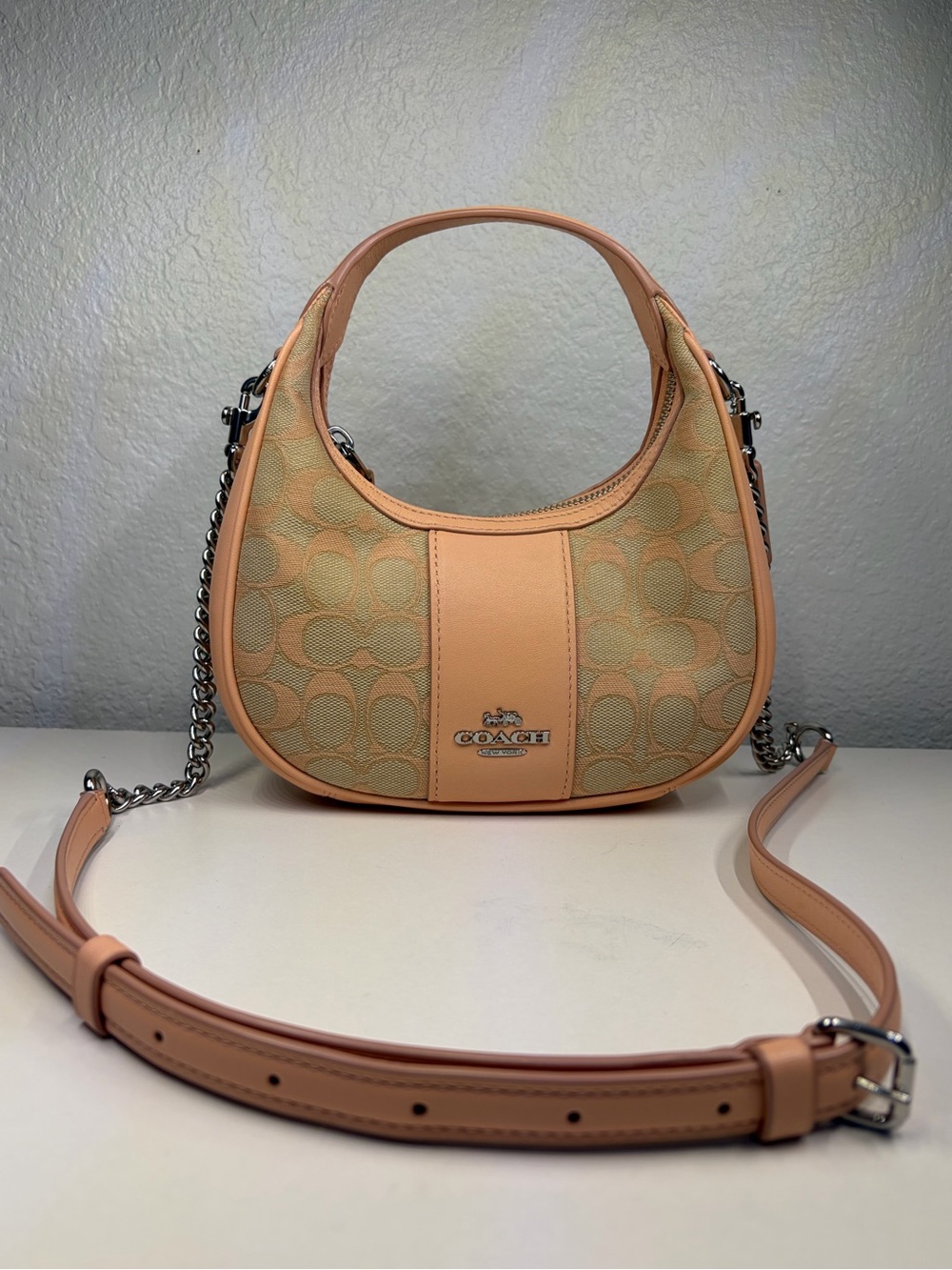 NWOT Coach CT773 Carmen Mini Crossbody In Signature Jacquard In SV/Faded Blush
